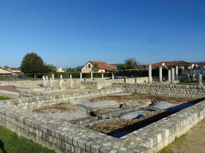 Cicerone - Cycling The Canal De La Garonne - Declan Lyons-5